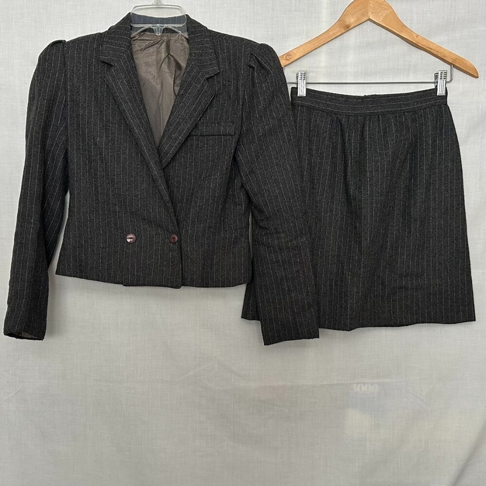 2-piece Suit, Jacket & Skirt, size S